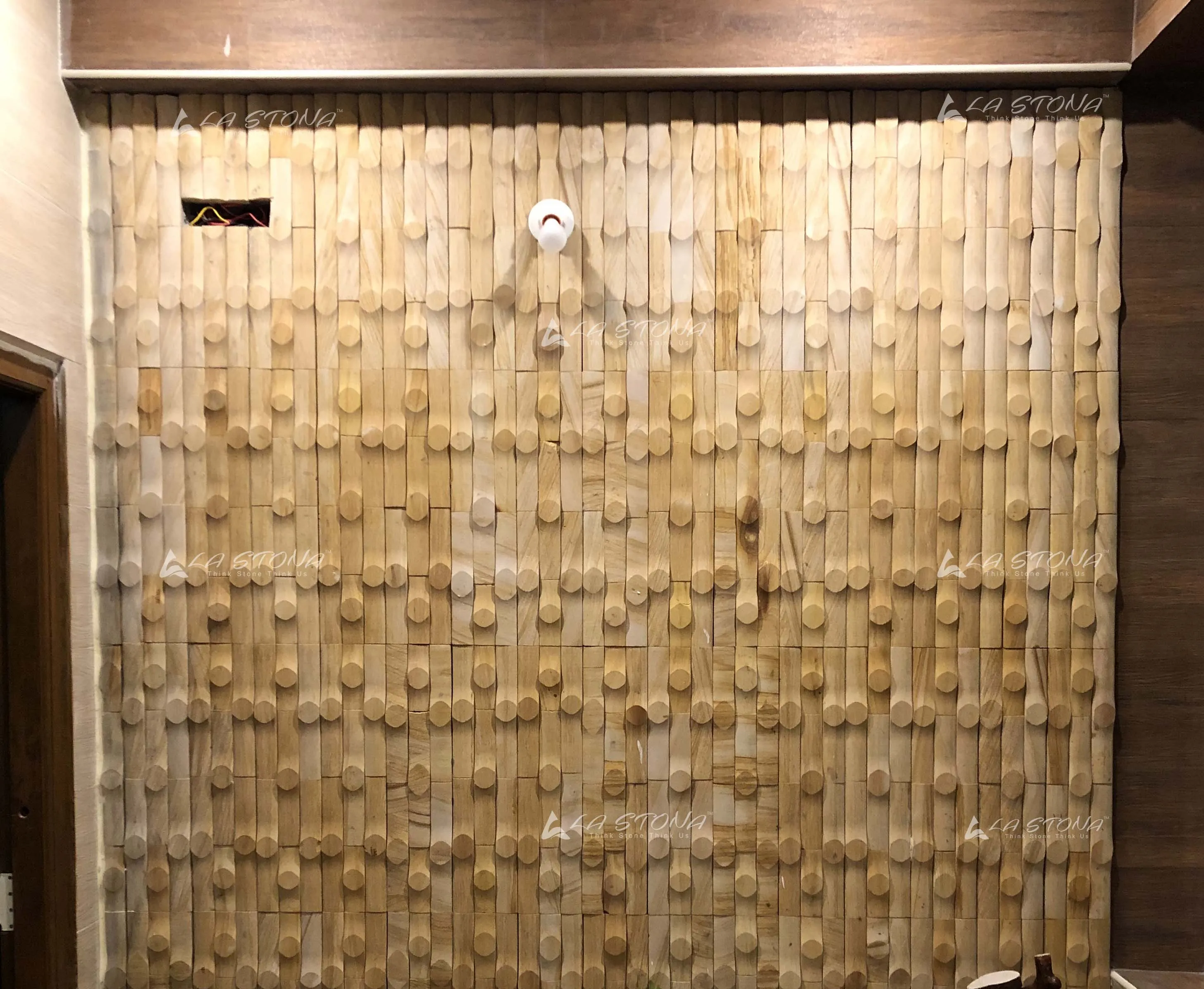 BAMBOOZA natural linear stacked stone cladding with warm golden sandstone veining